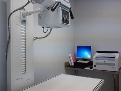 The digital x-ray room at Uptown Veterinary Clinic